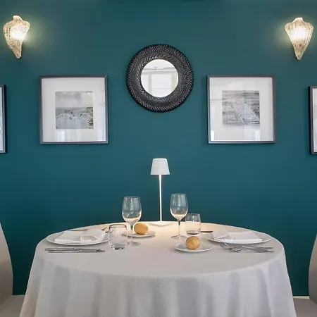 Imperial Palace Отель