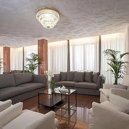 Imperial Ξενοδοχείο 3*