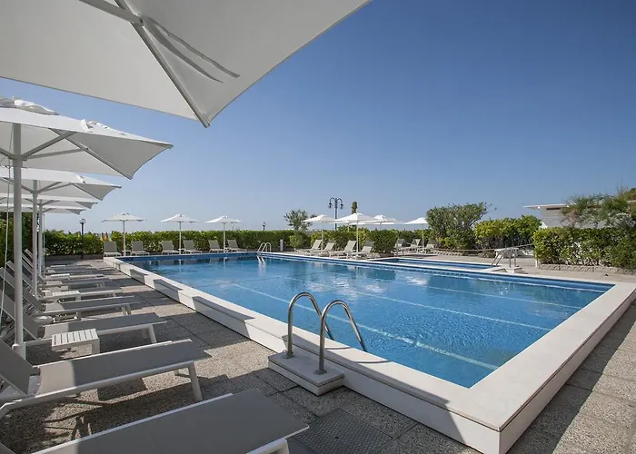 Hotel Imperial Palace 3*