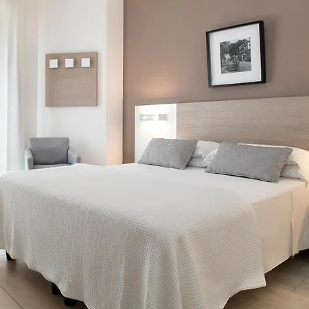 Imperial Palace Hotell 3*